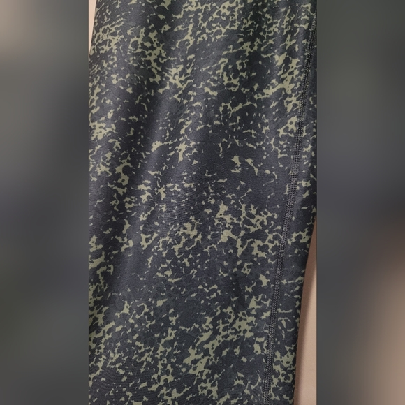 NWT Old Navy High-Waisted PowerSoft Pocket Joggers Girls Size XXL 18 Green Black - Picture 6 of 10